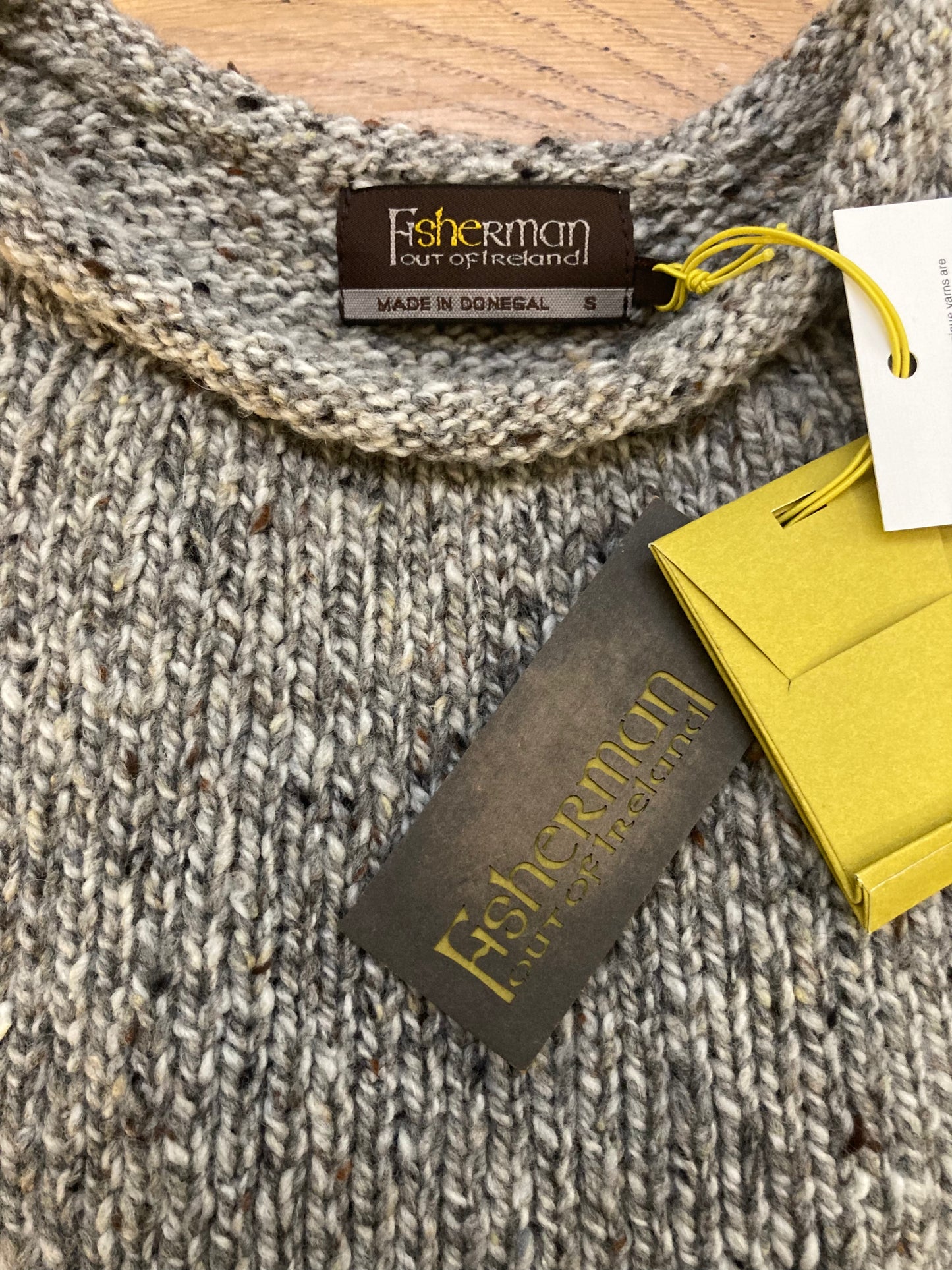 Donegal Fleck Roll Neck | Ierse Wollen Trui - dames - Truien Fisherman out of Ireland - Colorie