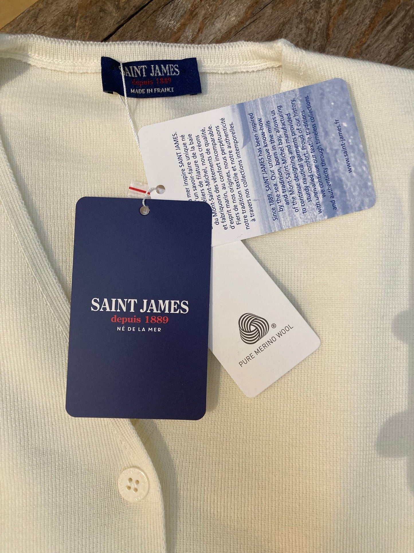 V Hals Vest | Brevands - Colorie the Hague