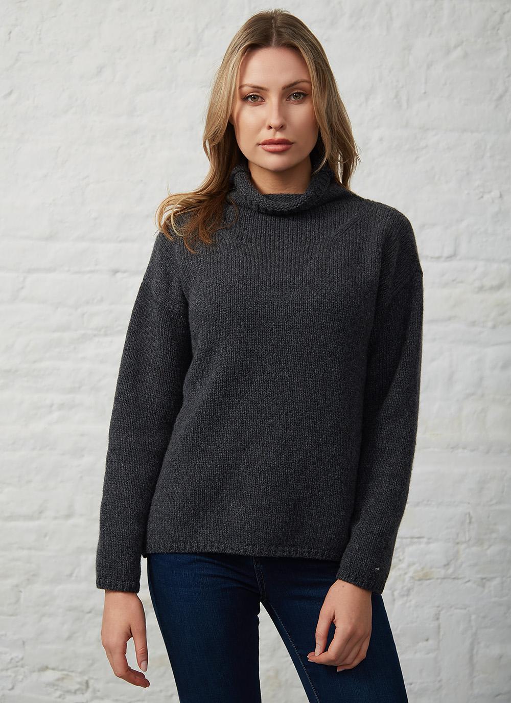 Funnel Neck Sweater | Antraciet - Colorie the Hague