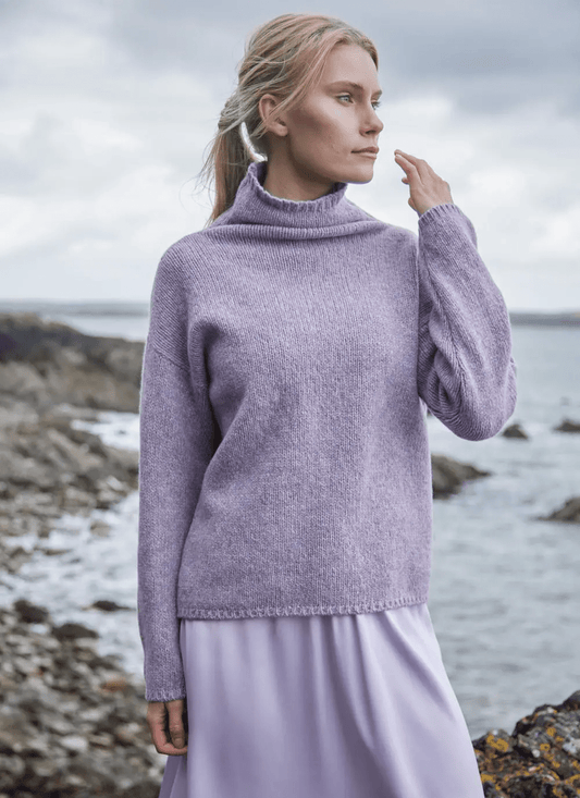 Funnel Neck Sweater Lila | Ierse Wollen Trui | Truien | wollen damestrui | Fisherman out of Ireland | Colorie