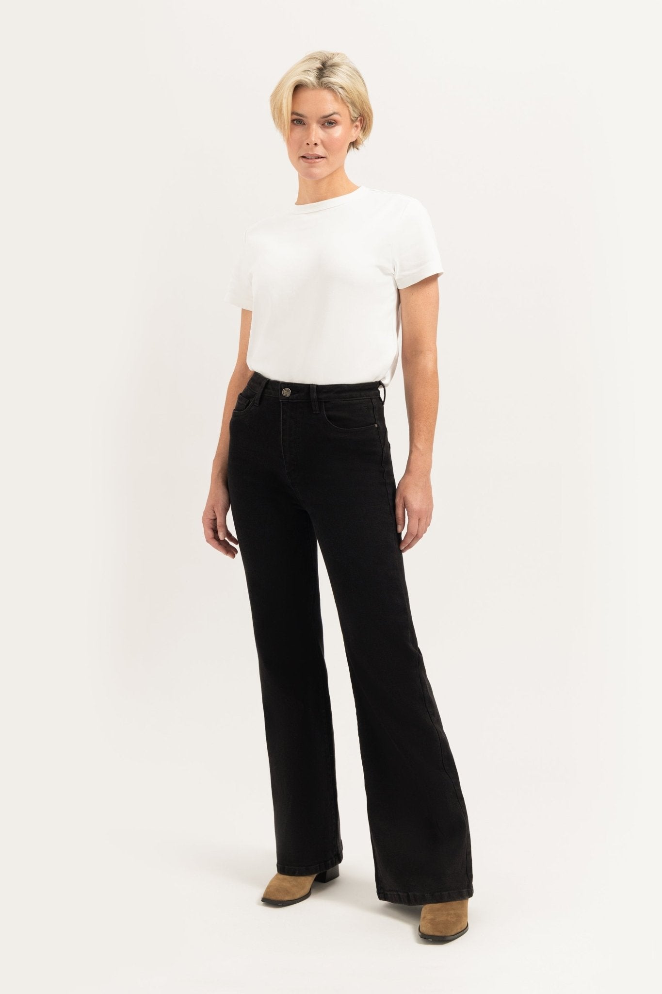 Ana Flared - Colorie the Hague