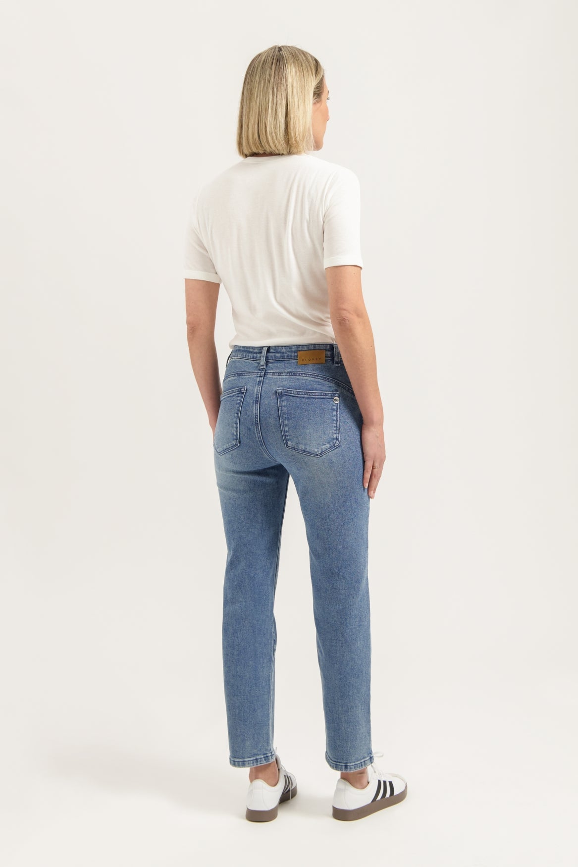 Bondi Straight - Colorie the Hague