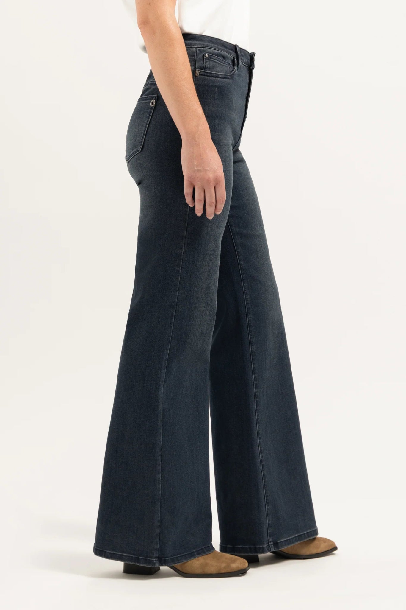 Florèz Ana Flared | Inigo Blue - Colorie the Hague