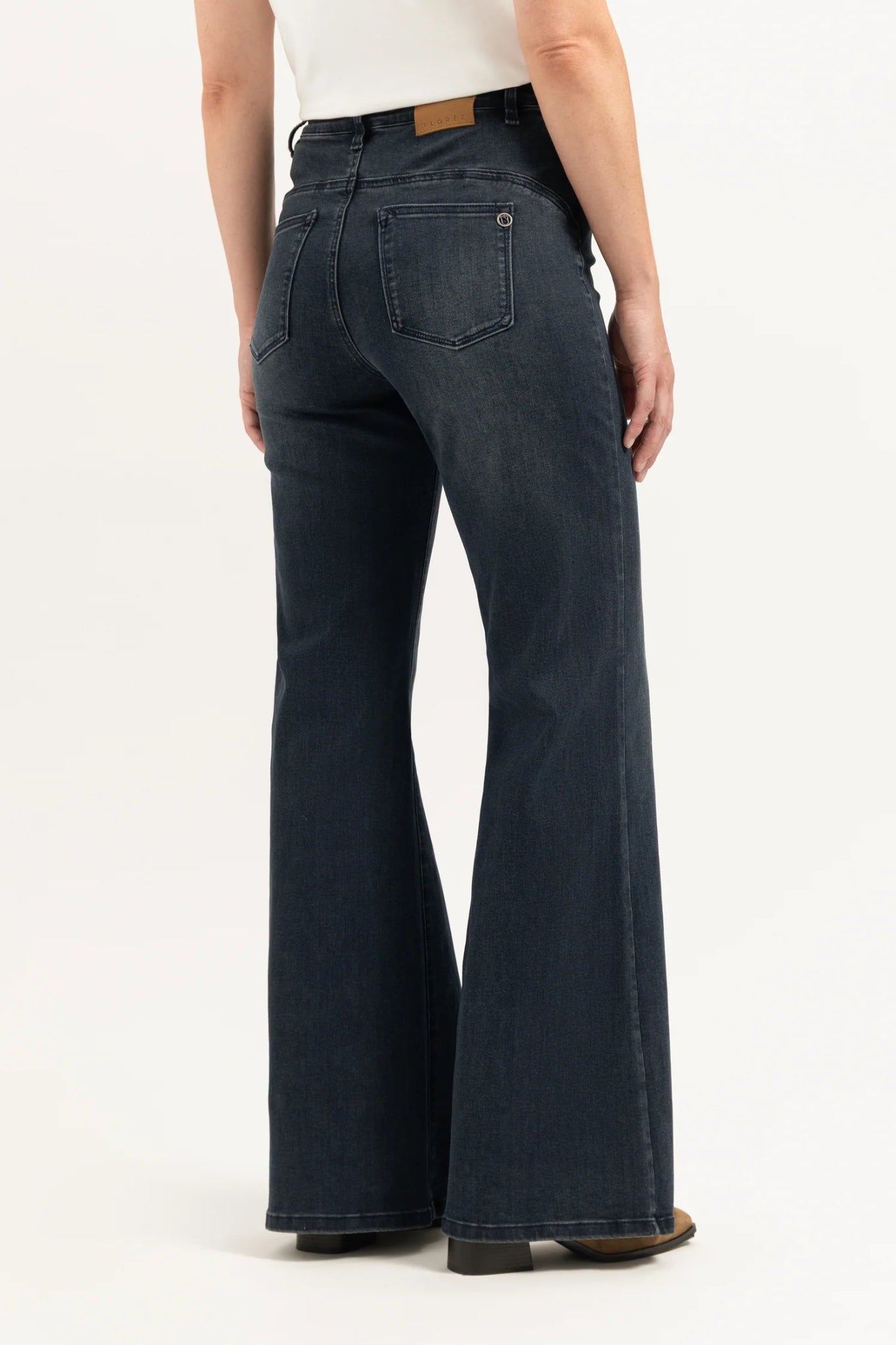 Florèz Ana Flared | Inigo Blue - Colorie the Hague