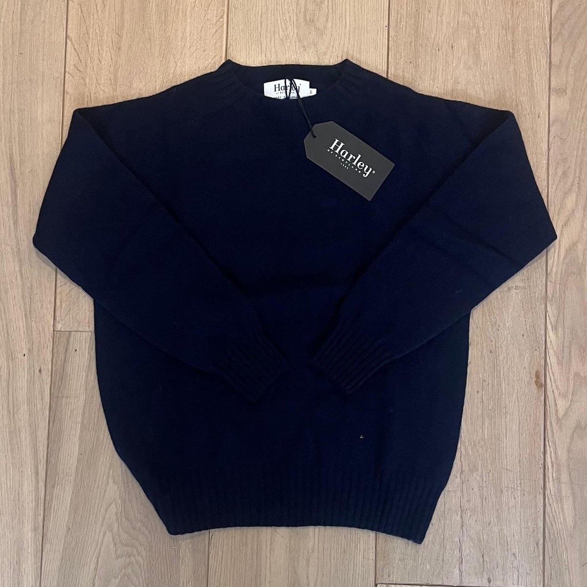 Harley of Scotland Dames Trui | Zachte Lamswol | Nero Navy - Colorie the Hague