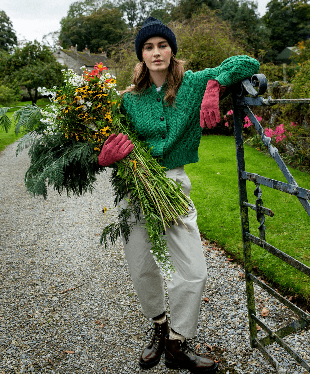 Honeysuckle Cropped | Ierse Wollen Vest - Colorie the Hague