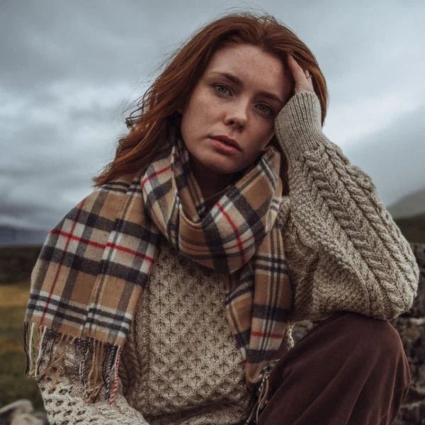 Merino Wollen Sjaal beige geruit - Colorie the Hague