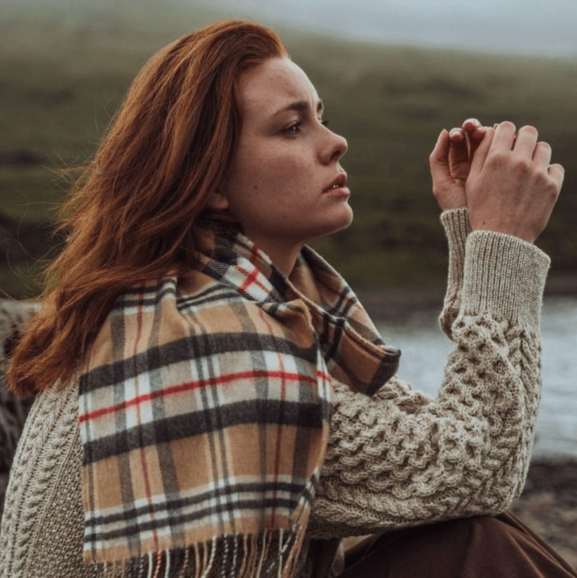 Merino Wollen Sjaal beige geruit - Colorie the Hague